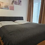 High Class - Design Apartment - Favorite Place - Full Equipment - Public Transport